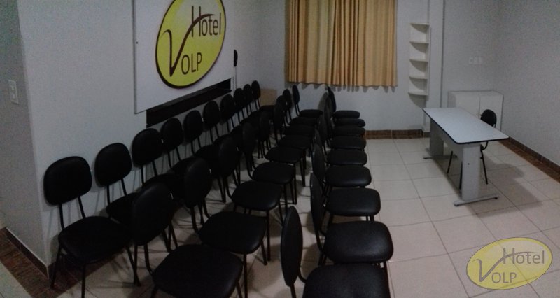 Hotel em Patos de Minas com sala de reuniões